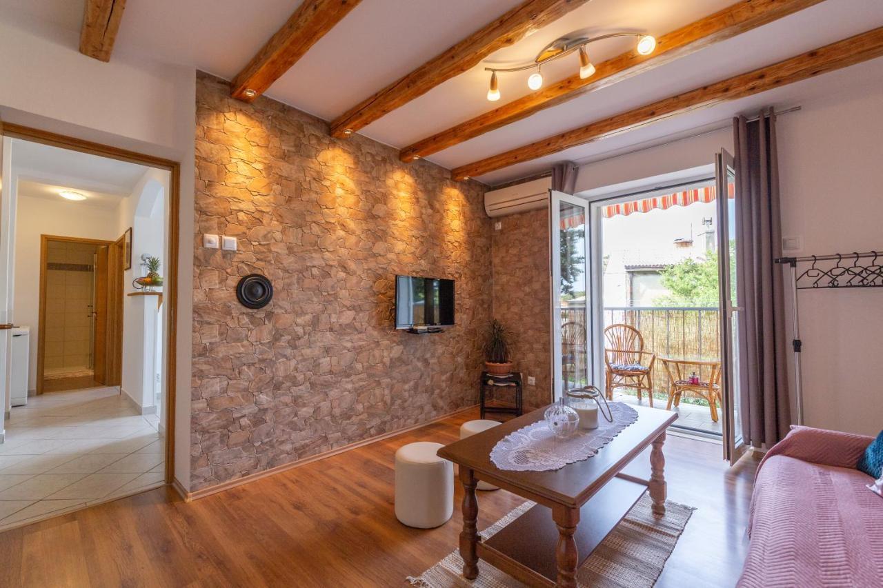 Apartman Gara Сен Екстериор снимка